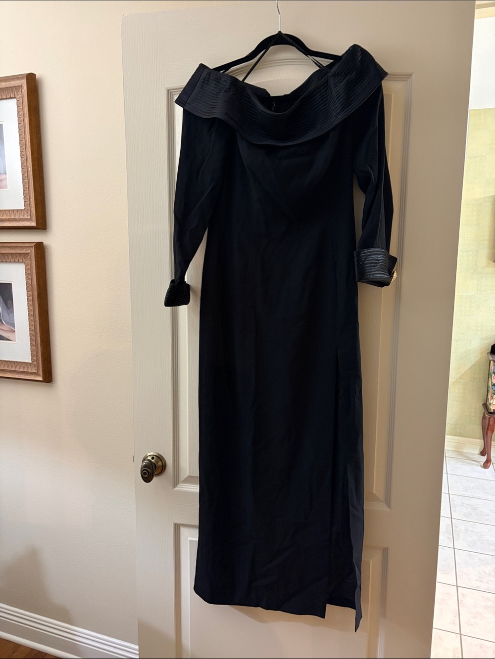 A.J. Bari Black Off-Shoulder Seamed Maxi Dress